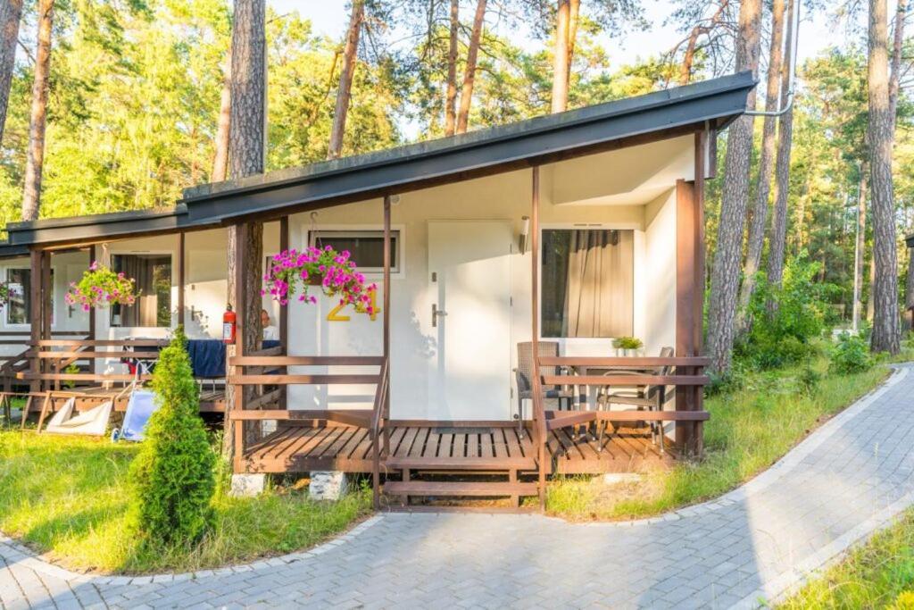 Villa Bursztynowo Osrodek Wczasowy Sztutowo Exterior foto